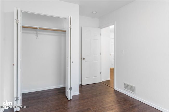 19-Bedroom 2_ELI04787-Edit | Image 11