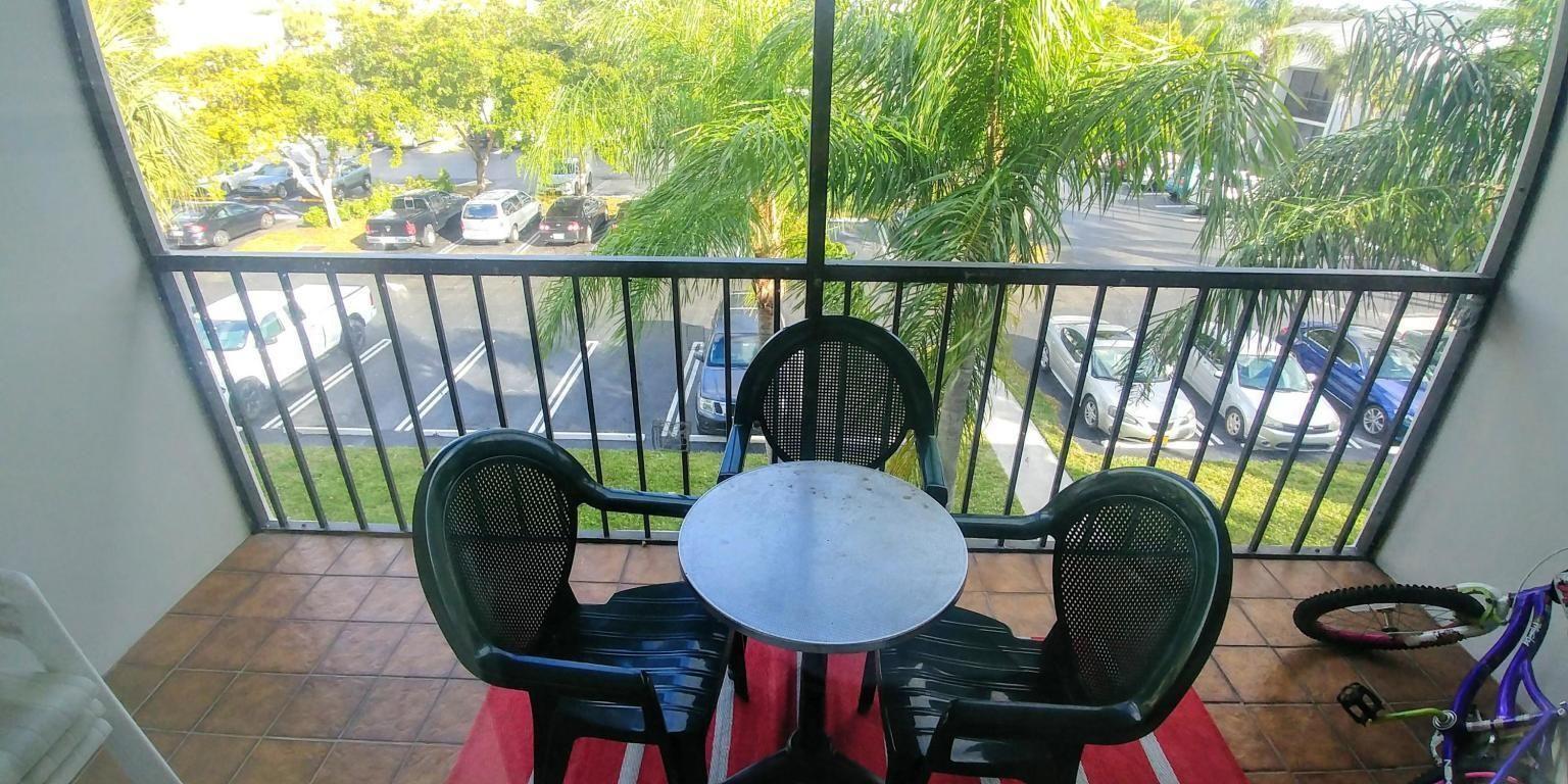 Residential Lease in West Palm Beach 4