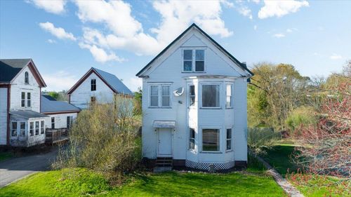 84 Main Street, Dixfield, ME, 04224 | Card Image