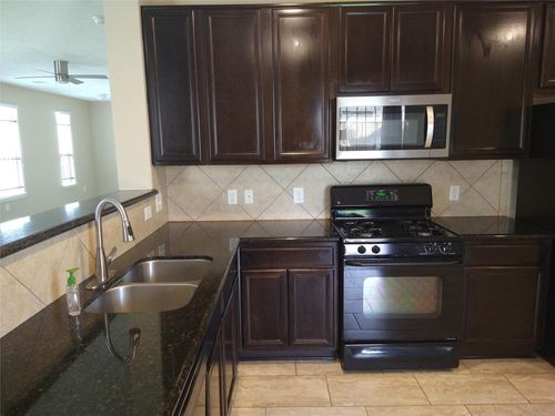 811 Sweet Flower Dr, Houston, TX, 77073-4512 | Card Image