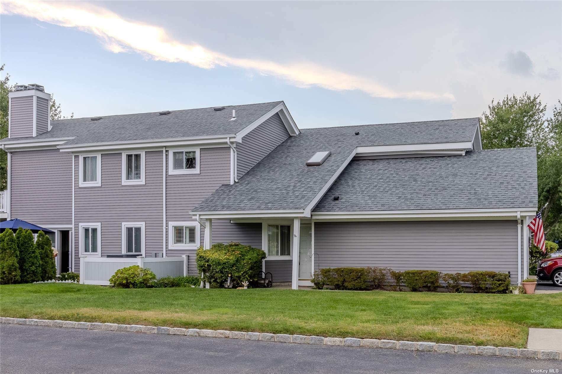 Quarry Pond Ct, Moriches, NY 11955