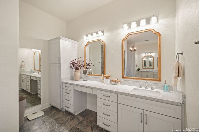 117 Sabella, House other with 4 bedrooms, 4 bathrooms and null parking in Spring Branch TX | Image 19