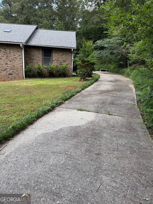 105 Crestwood Cir, Centerville, GA, 31028-1409 | Card Image