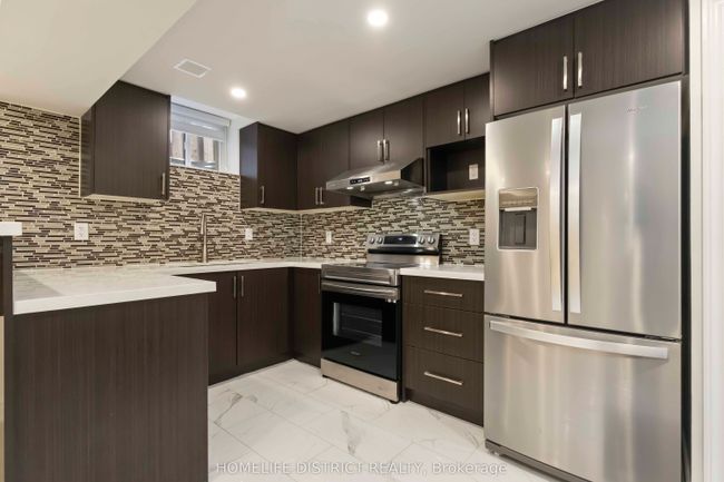 138 Alfred Paterson Dr, House other with 2 bedrooms, 1 bathrooms and 1 parking in Markham ON | Image 14
