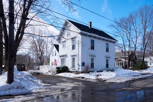 20 Chestnut Street, Rockland, ME, 04841 | Card Image