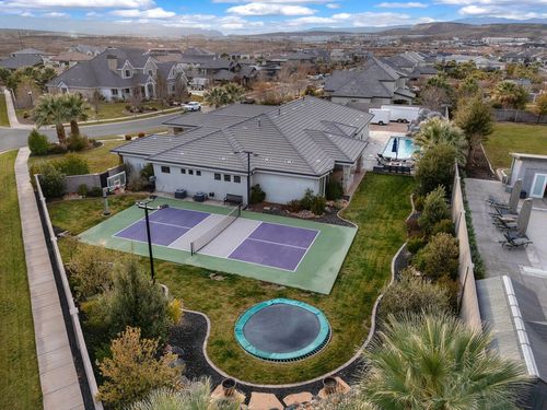 2407 E 4040 S, Saint George, UT, 84790-1311 | Card Image