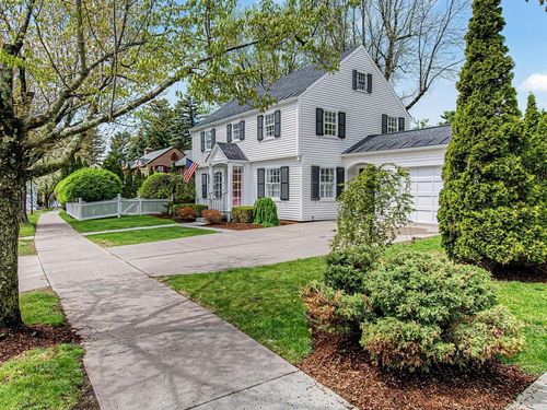 172 Deforest Rd, Burlington, VT, 05401-4010 | Card Image