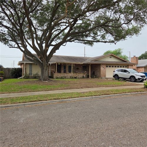 2104 Saint Charles Drive, Portland, TX, 78374 | Card Image
