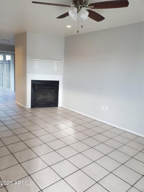 10-9228 N 7th Ave, Phoenix, AZ, 85021-3552 | Card Image