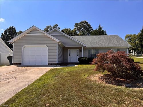1800 Kildare Woods Dr, Greensboro, NC, 27407-5868 | Card Image