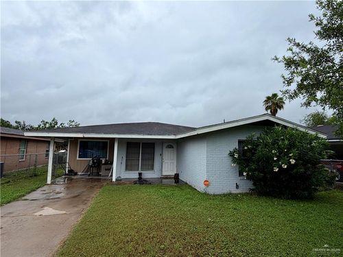 820 S 21st Ave, Edinburg, TX, 78539-5827 | Card Image