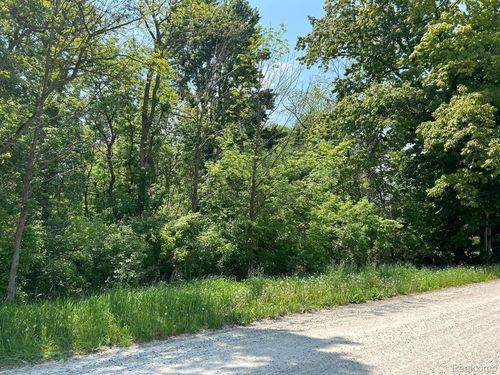 VL Hough Road, Berlin Township, MI, 48002 | Card Image