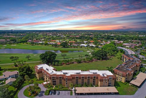 apt-111-5350 Woodland Lakes Dr, Palm Beach Gardens, FL, 33418-3963 | Card Image