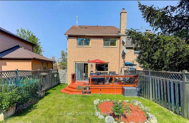 24 Cypress Crt, House attached with 3 bedrooms, 3 bathrooms and 4 parking in Aurora ON | Image 14