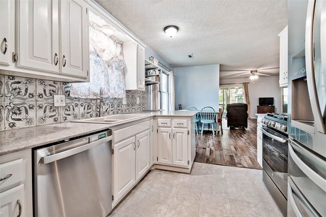 1004 W Linden St, Townhouse with 2 bedrooms, 2 bathrooms and null parking in Rogers AR | Image 5