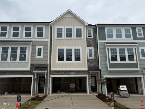 157-10041 Secluded Garden Drive, Apex, NC, 27523 | Card Image