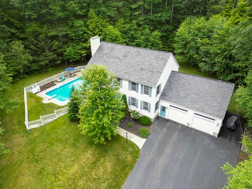 166 Brentwood Rd, Exeter, NH, 03833-4514 | Card Image