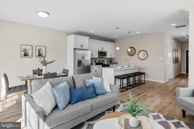 998 - 385 N Tuckahoe Rd, Townhouse with 3 bedrooms, 3 bathrooms and null parking in WILLIAMSTOWN NJ | Image 10