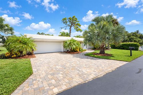 1-1 Oakwood Dr N, ENGLEWOOD, FL, 34223-2007 | Card Image