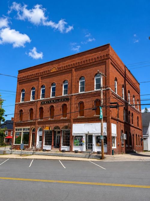 18-22 Main Street, Pittsfield, NH, 03263 | Card Image