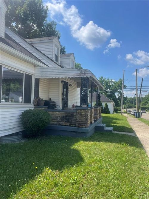 800 Blanche St, Dayton, OH, 45417-3644 | Card Image