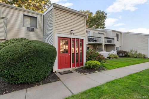 1a-36 Richmond Blvd, Ronkonkoma, NY, 11779-3613 | Card Image