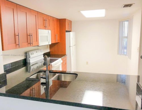 446-446 Sw 113th Way, Pembroke Pines, FL, 33025-3457 | Card Image