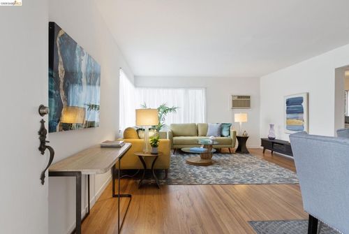 1825-1825 Highland Pl, Berkeley, CA, 94709-1073 | Card Image