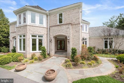 9848 Avenel Farm Dr, POTOMAC, MD, 20854-5408 | Card Image