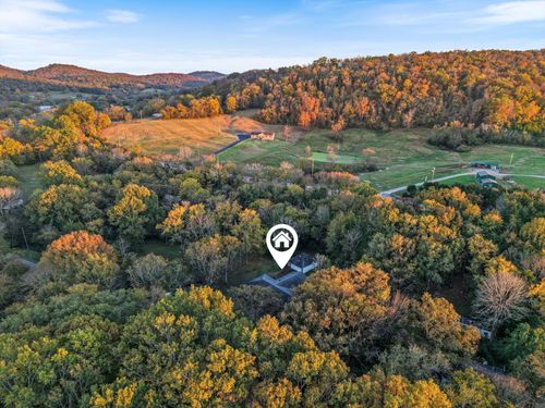 31 Volunteer Cir, Carthage, TN, 37030-3004 | Card Image
