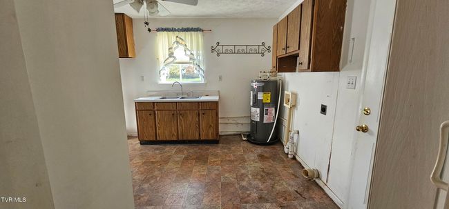 20286 Shadowood Cir, House other with 4 bedrooms, 1 bathrooms and null parking in Meadowview VA | Image 15