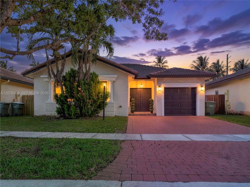 2851 Ne 42nd Ave, Homestead, FL, 33033-6609 | Card Image