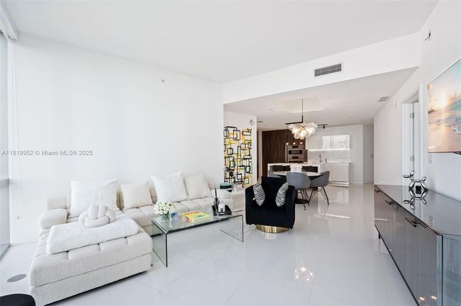 UNIT-909 - 851 Ne 1 St Ave, Condo with 3 bedrooms, 3 bathrooms and null parking in Miami FL | Image 39