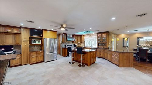 1487 Bass Ln, FORT MYERS, FL, 33919-7103 | Card Image