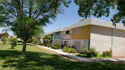 146 Greenbriar Townhouse Way, Las Vegas, NV, 89121-2466 | Card Image