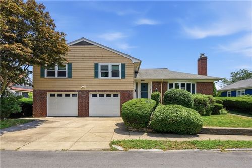 183 Lawn Street, Providence, RI, 02908 | Card Image