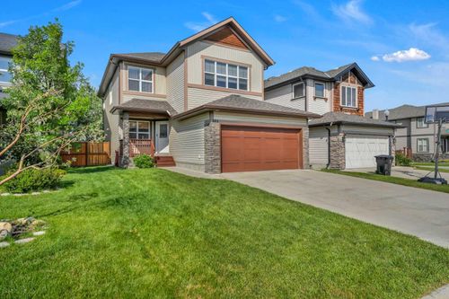 105 Tremblant Place Sw, Calgary, AB, T3H0C4 | Card Image