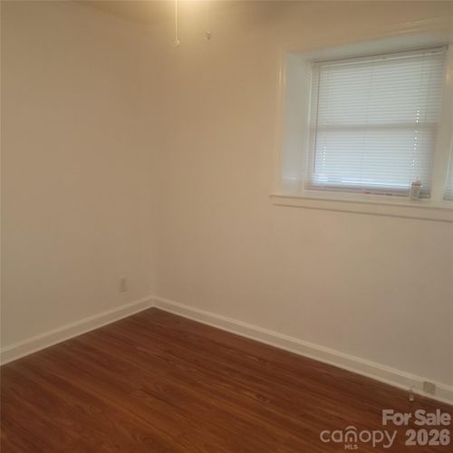 3301 Revolution Park Dr, Charlotte, NC, 28217-1117 | Card Image