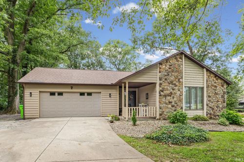 7 Concord Pl, Lafayette, IN, 47909-9106 | Card Image