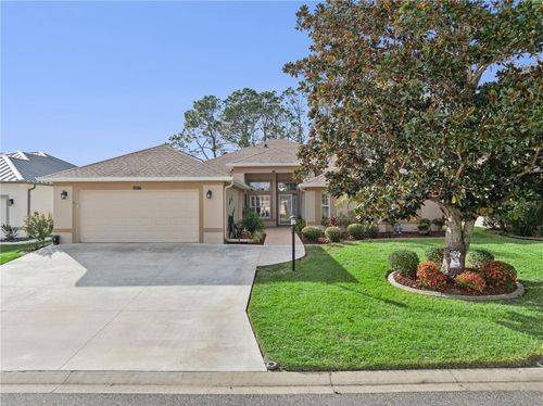 24215 Belle Mede Dr, LEESBURG, FL, 34748-7882 | Card Image