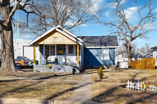 120 E 12th St, Junction City, KS, 66441-2510 | Card Image