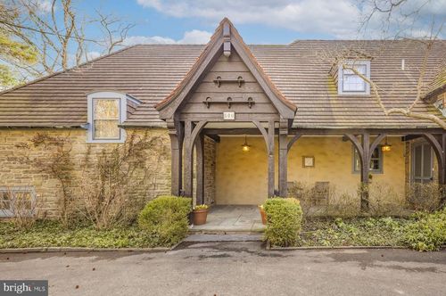 500 Telner St, PHILADELPHIA, PA, 19118-4214 | Card Image