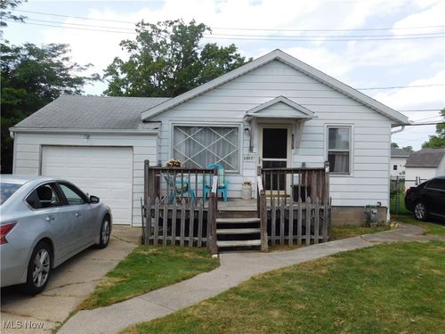 30051 Regent Rd, Wickliffe, OH, 44092-1756 | Card Image