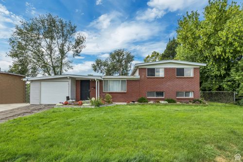 4288 S 1300 W, Taylorsville, UT, 84123-2376 | Card Image