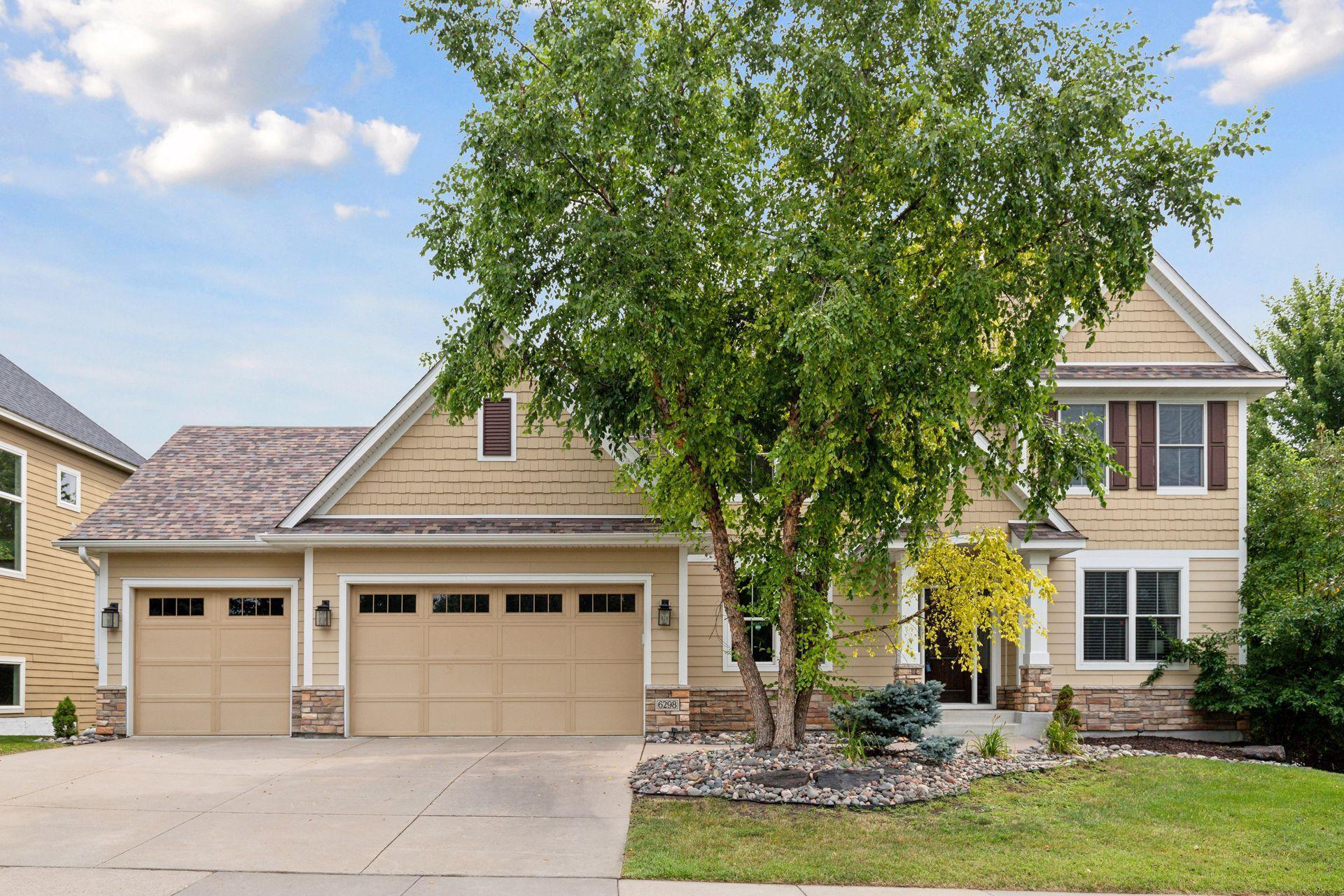 Merrimac Ln, Maple Grove, MN 55311