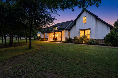 205 Deer Glade Ct, Azle, TX, 76020-1761 | Card Image