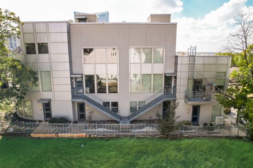 apt-105-959 W Bluff St, Fort Worth, TX, 76102-1850 | Card Image