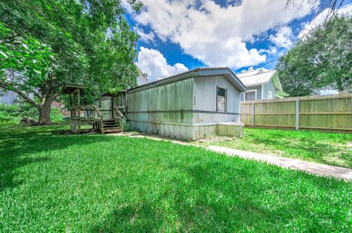 804 Chatman St, Alvin, TX, 77511-5441 | Card Image