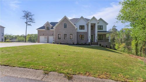 208 Indian Hills Trl, Marietta, GA, 30068-4047 | Card Image