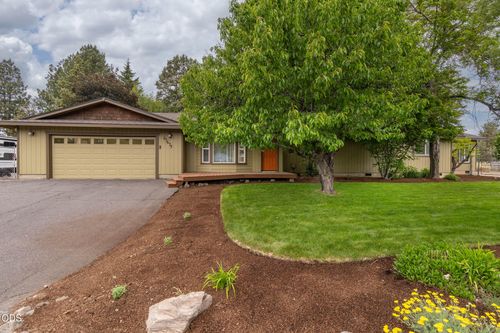 63679 High Standard Dr, Bend, OR, 97701-8533 | Card Image